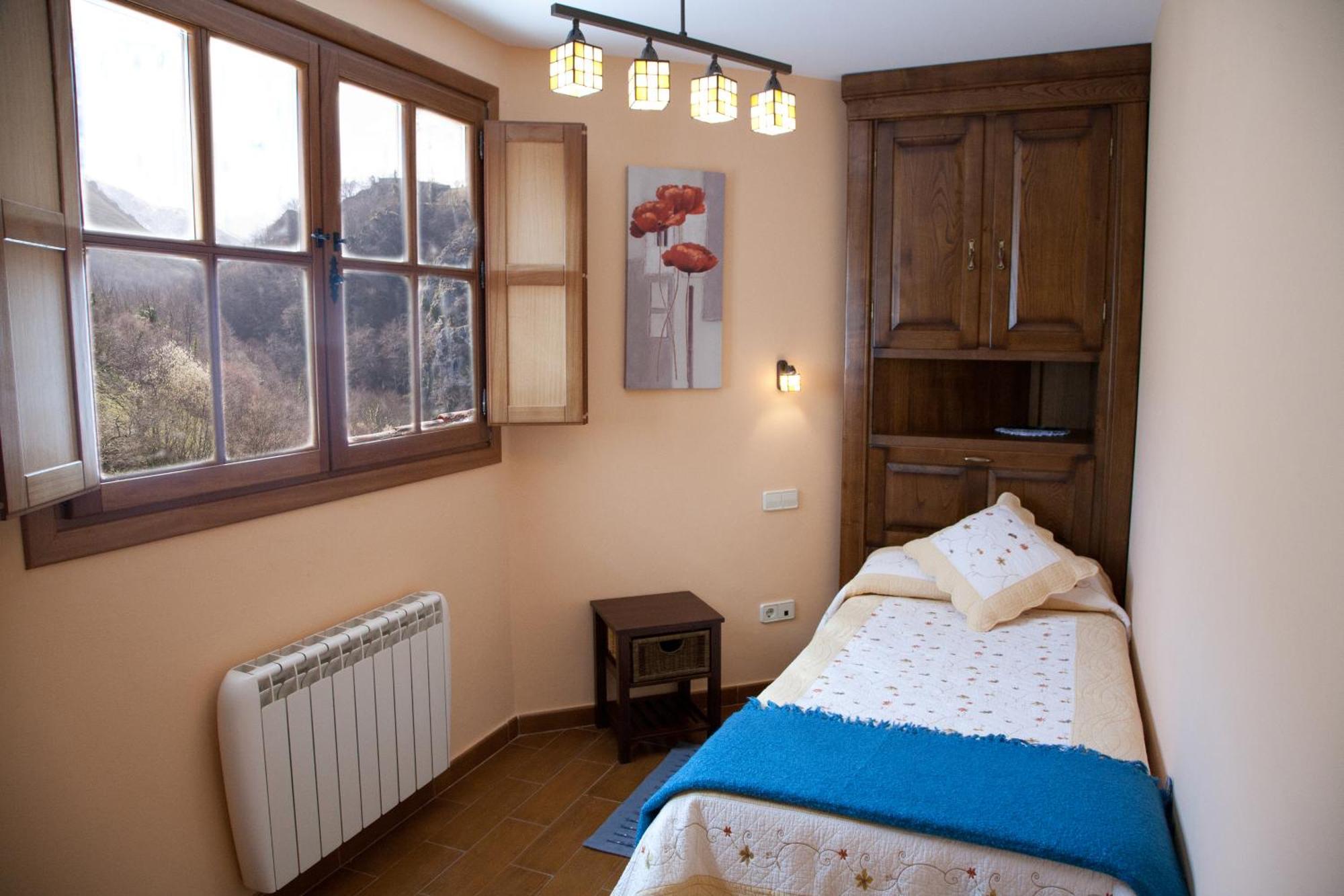 Valdecarzana Senda Del Oso San Martin (Asturias)